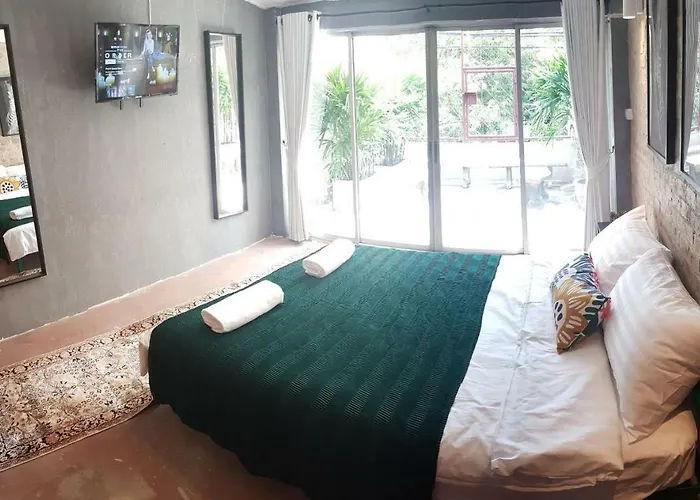 La Casa Sathorn 11 Gasthof