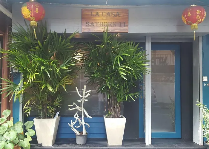 Gasthof La Casa Sathorn 11