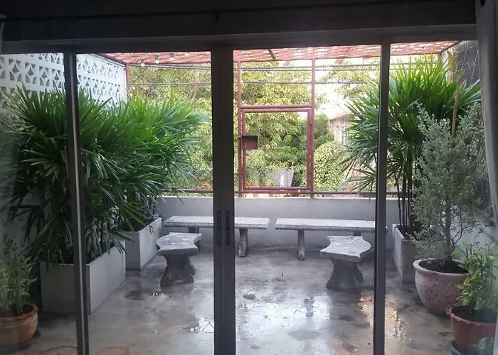 Gasthof La Casa Sathorn 11 *